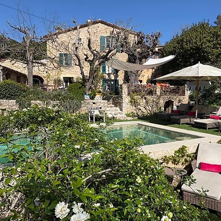 Les Rosees Mougins Exteriör bild