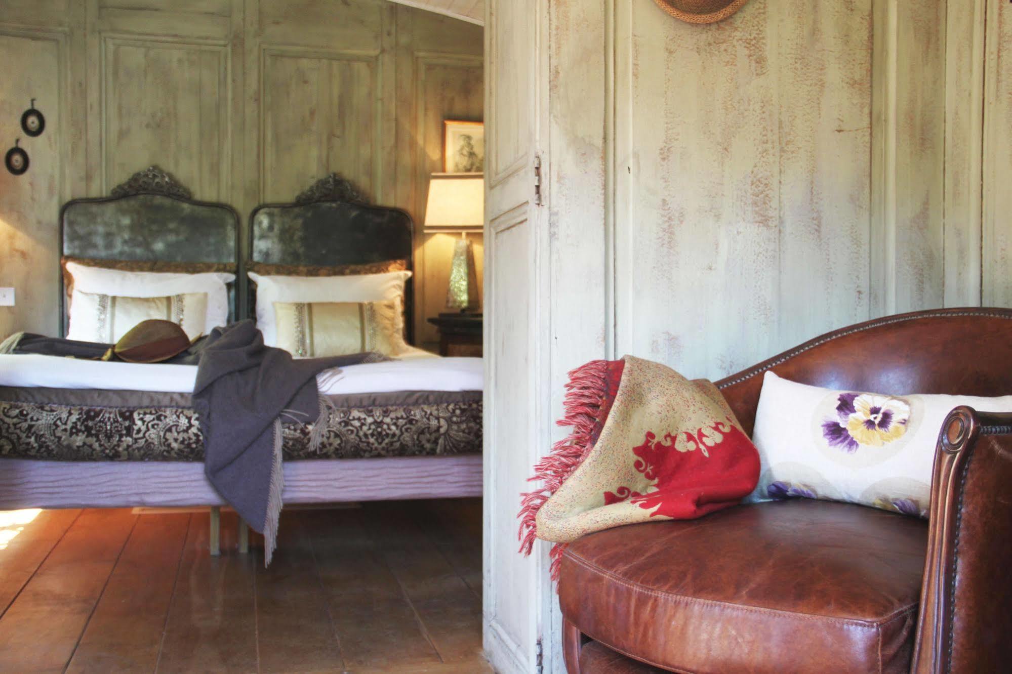 Les Rosees Mougins Exteriör bild