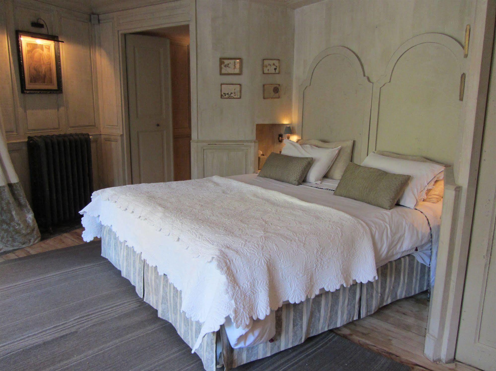 Les Rosees Mougins Exteriör bild